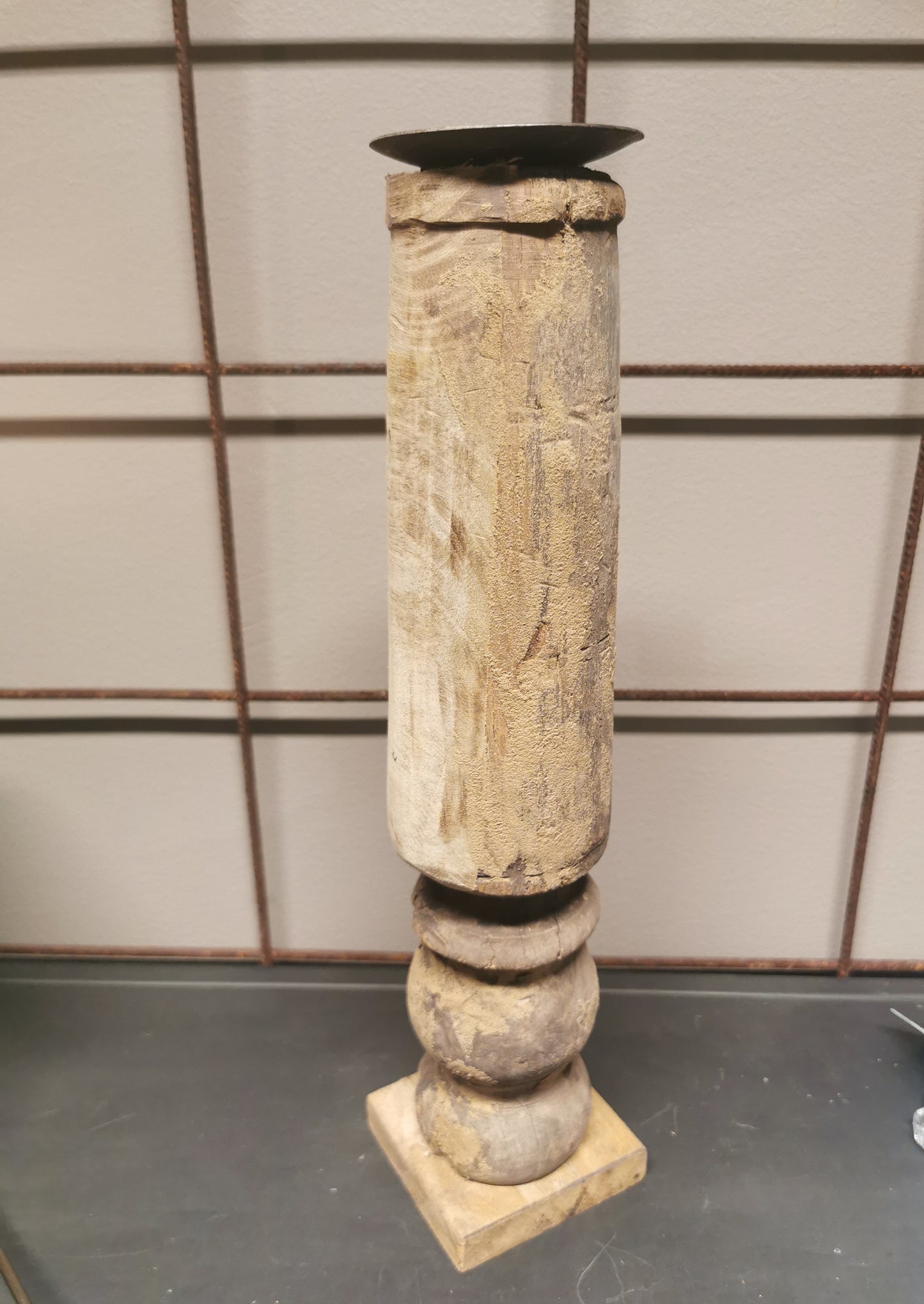 Lysestaker av gjenbruk. Nr1. Høyde 37cm. Indisk