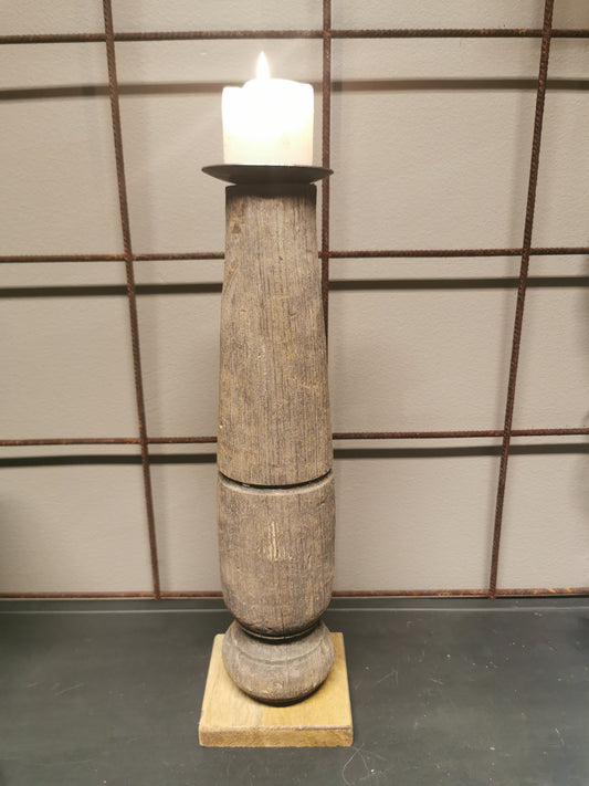 Lysestake av gjenbruk nr3. H 35cm. Indisk
