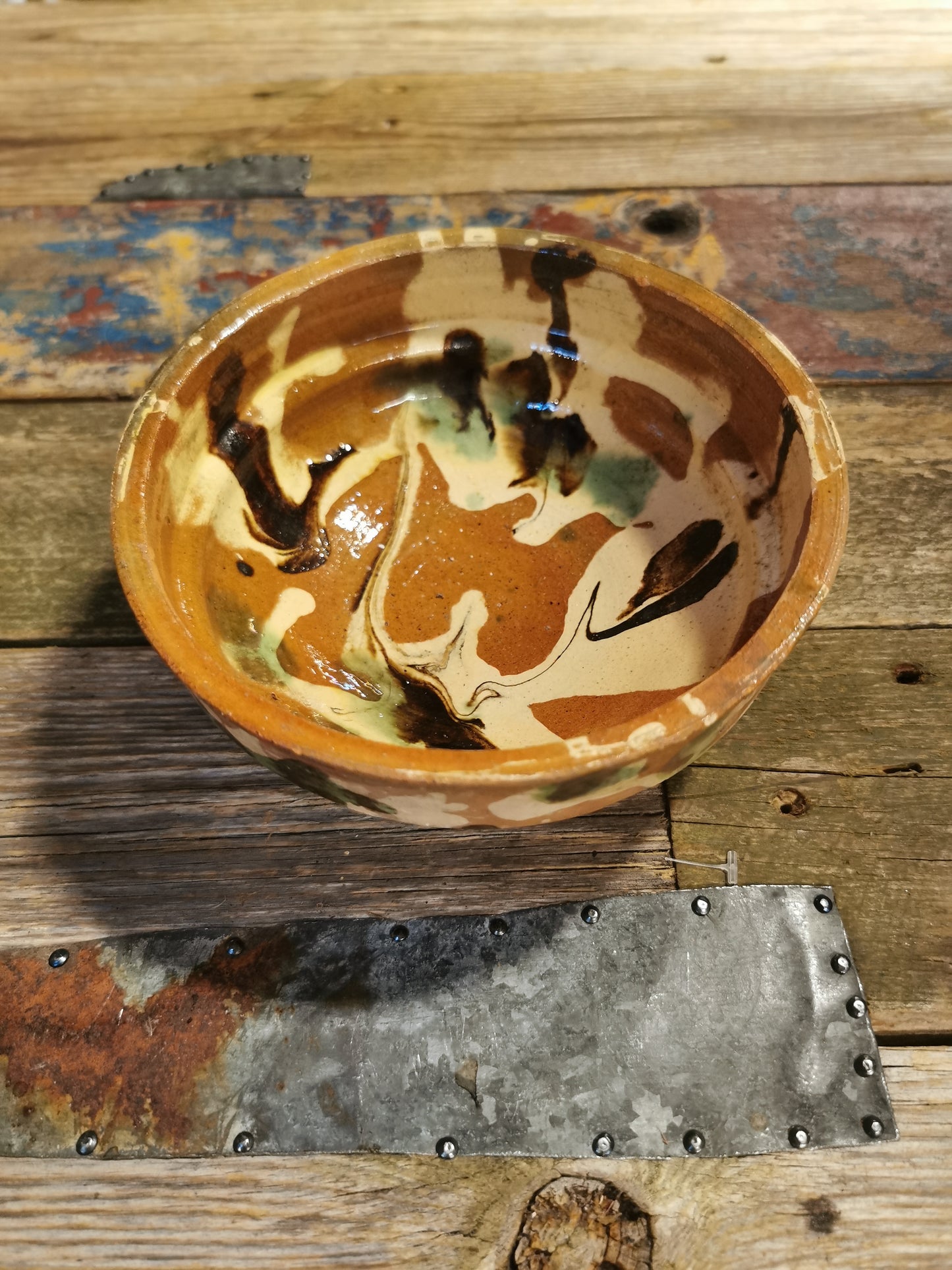 Ungarnsk skål  (H 6.5cm x D 15 cm) nr1