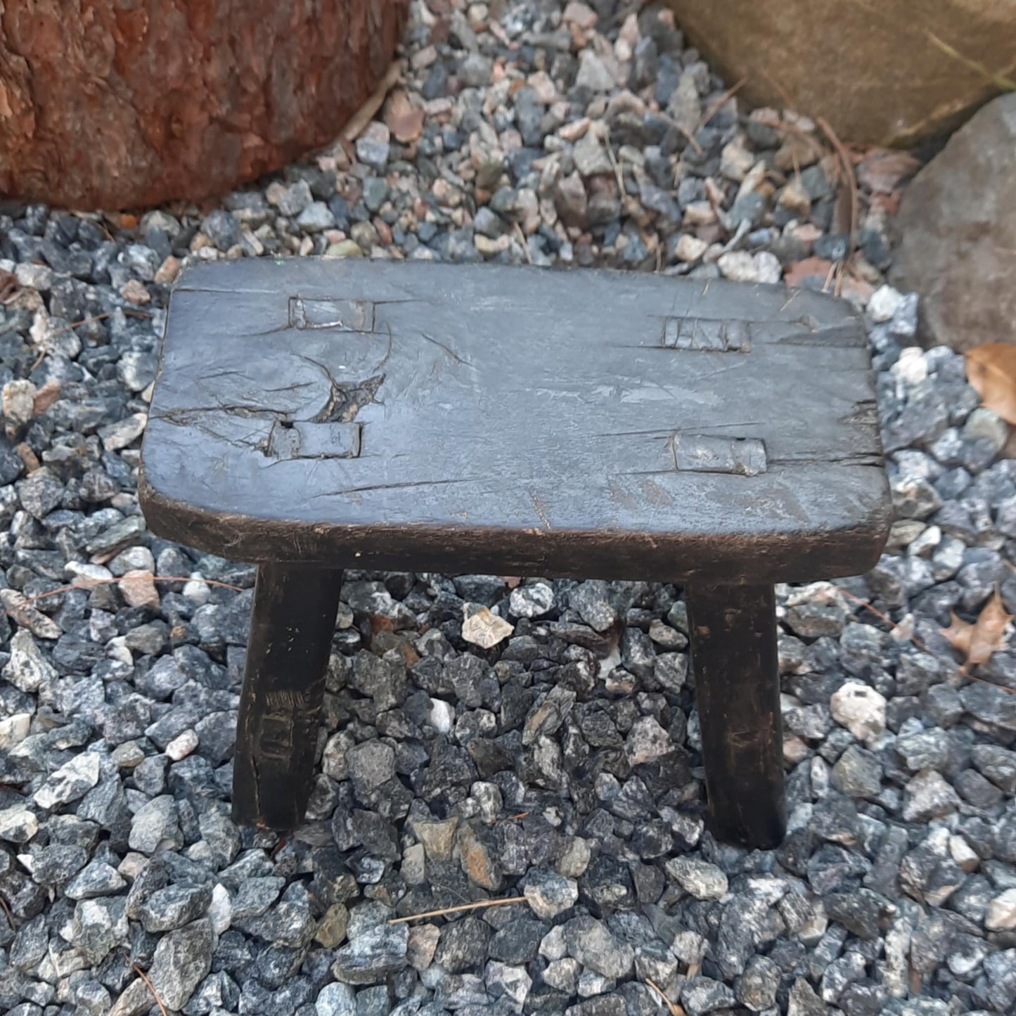 Liten. Håndlaget krakk fra Ungarn #4#