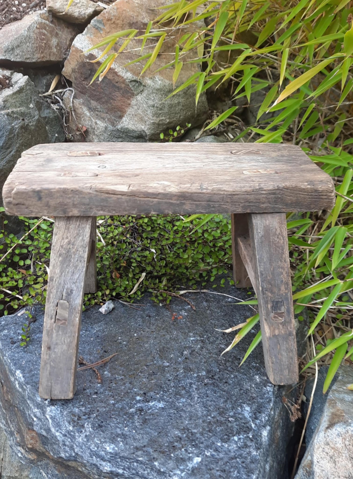 Vintage liten krakk, håndlaget.