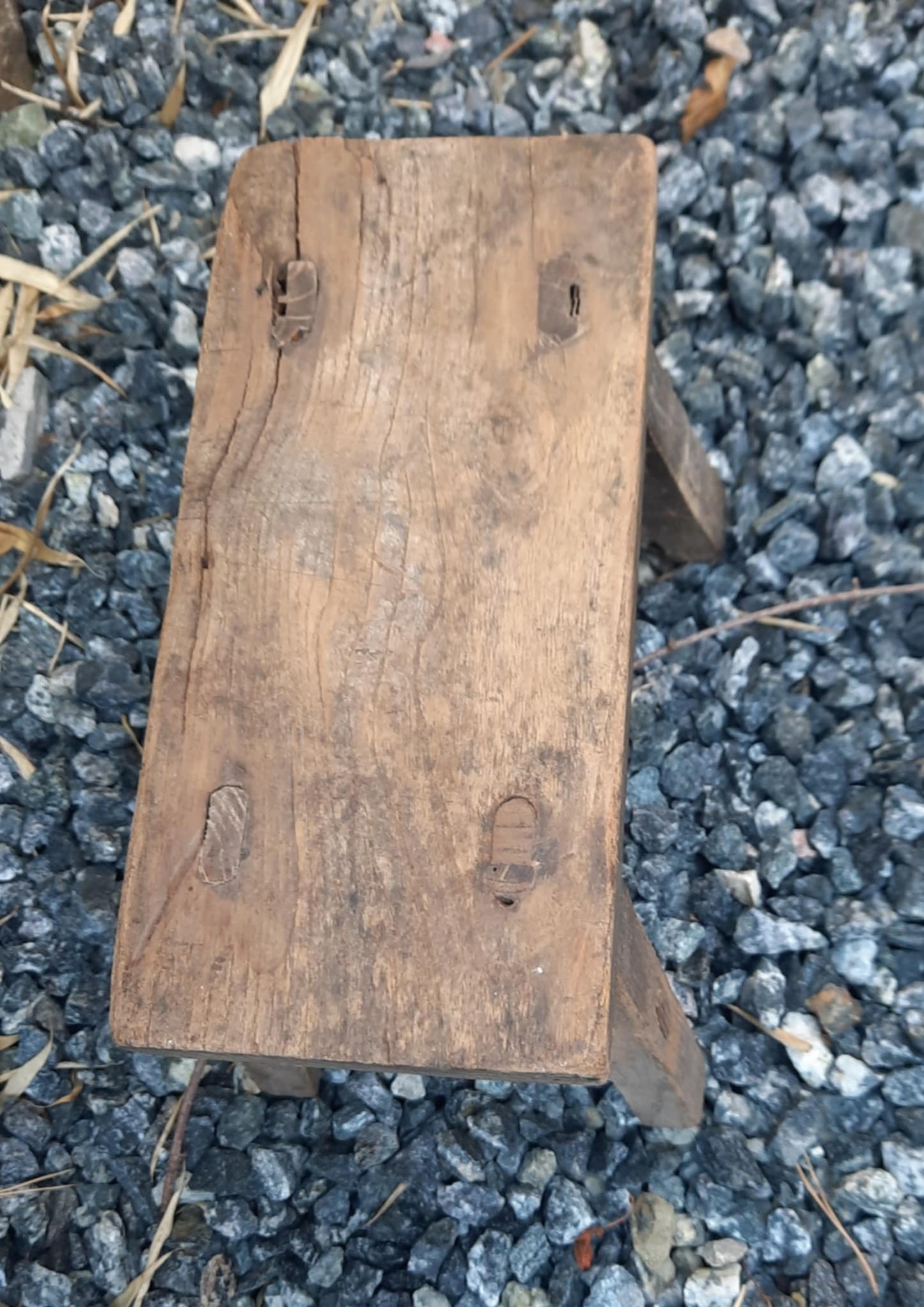 Håndlaget liten krakk fra Ungarn #5#