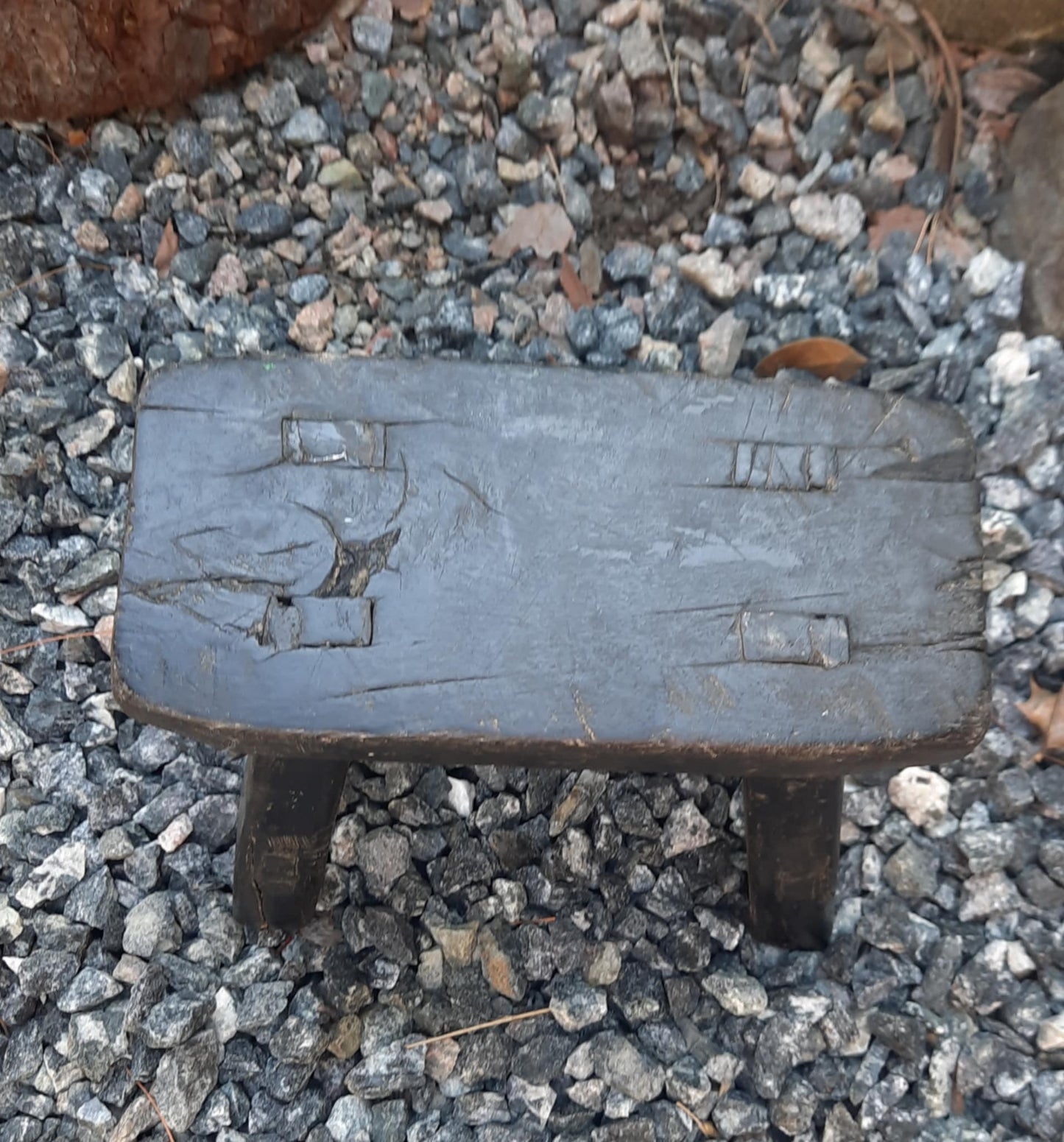 Liten. Håndlaget krakk fra Ungarn #4#