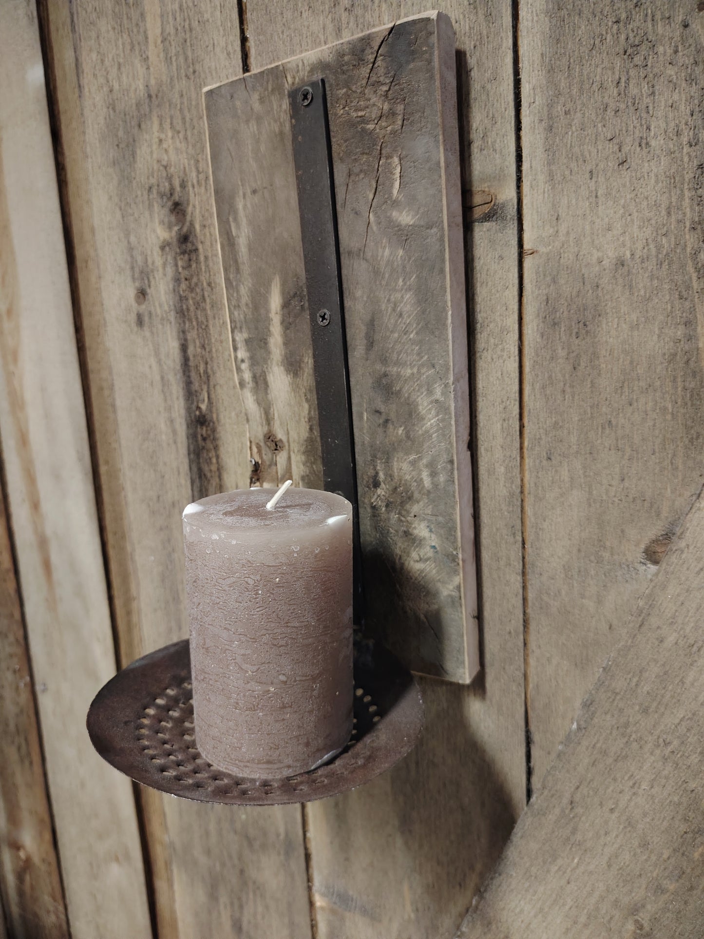 Rustikk Vegglysestake