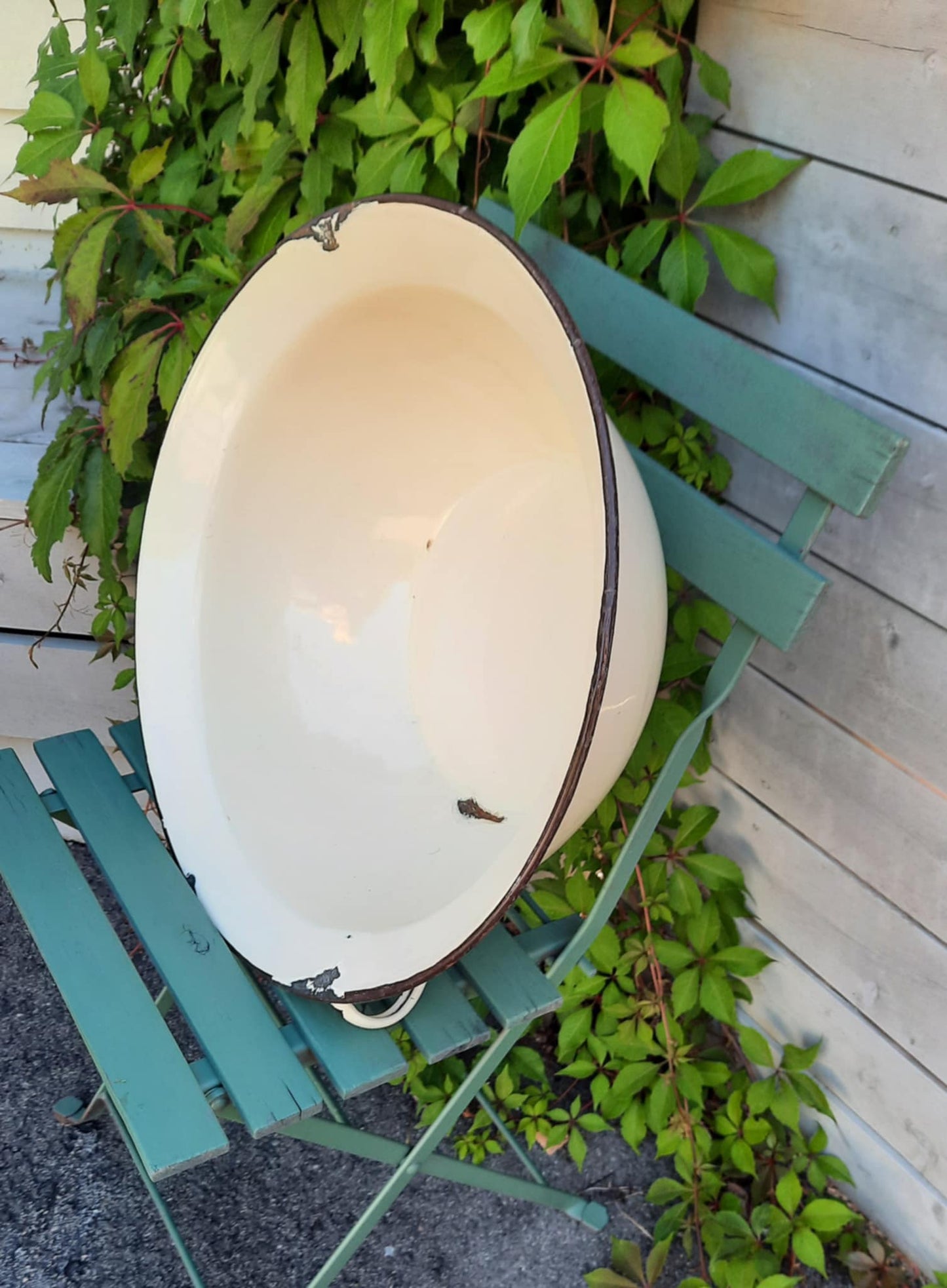 Stort Vintage emaljefat med hanker #3#