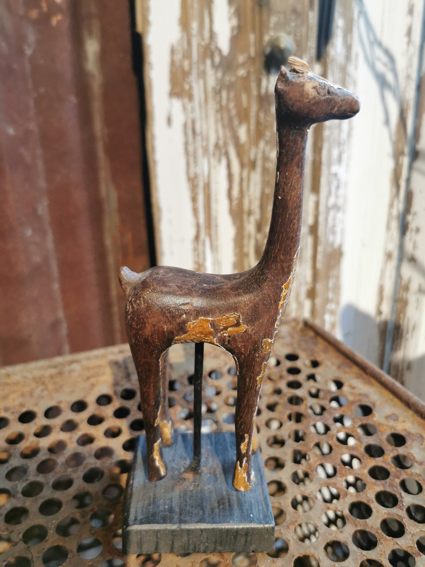 Håndlaget gammel giraff