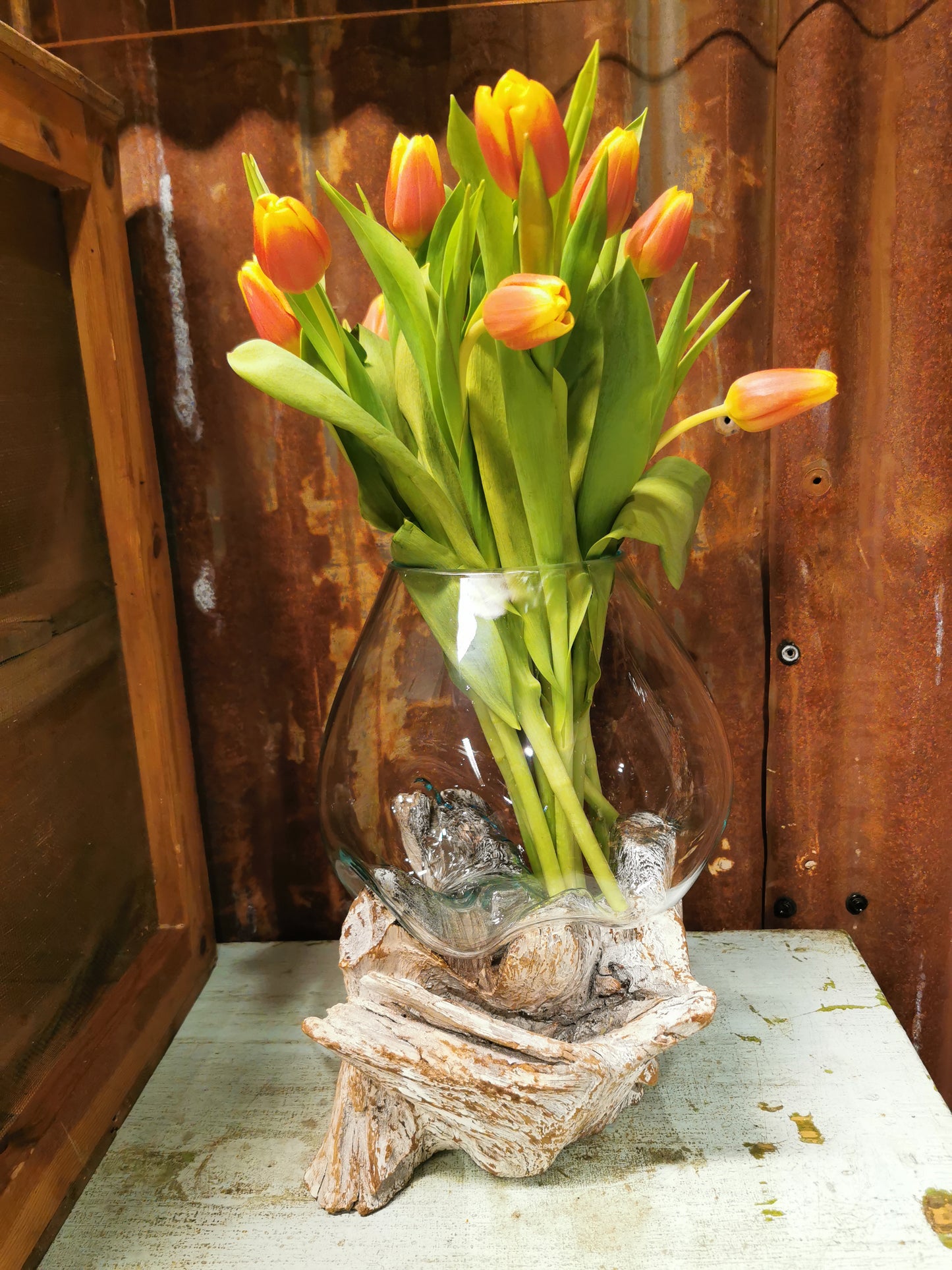 Rustikk vase/glassbolle på rot #4