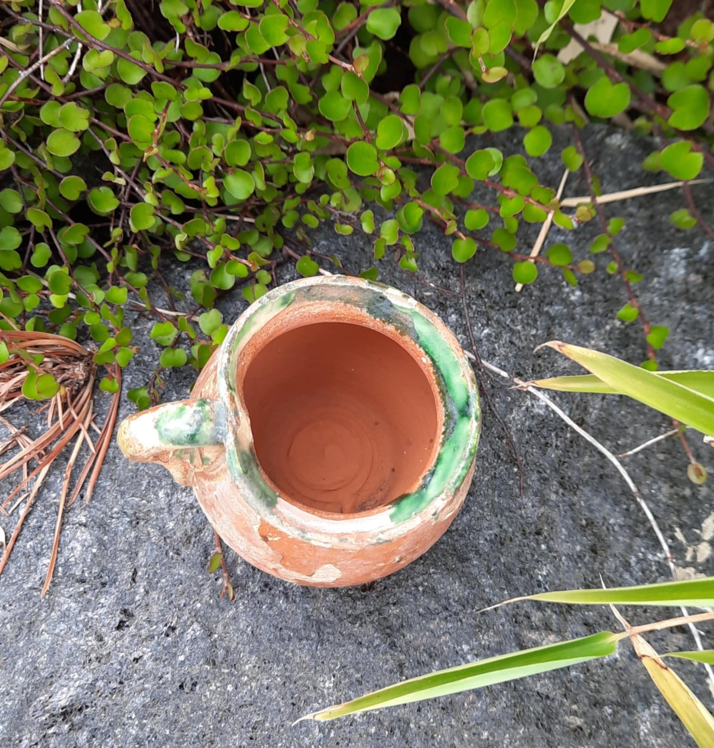 En bitte liten Fransk krukke på kun 6cm #6#